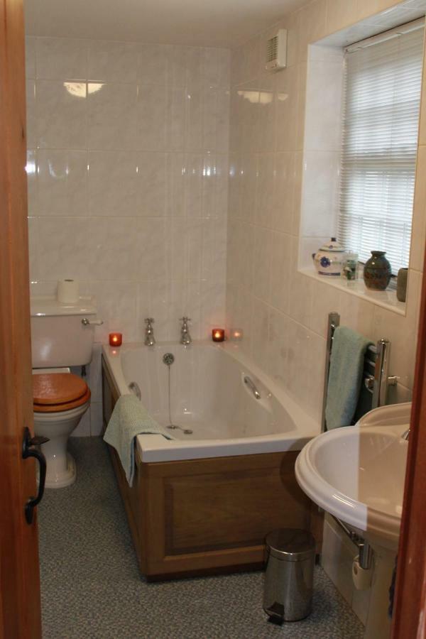 Dovedale Apartment, เกลนริดดิง ภายนอก รูปภาพ